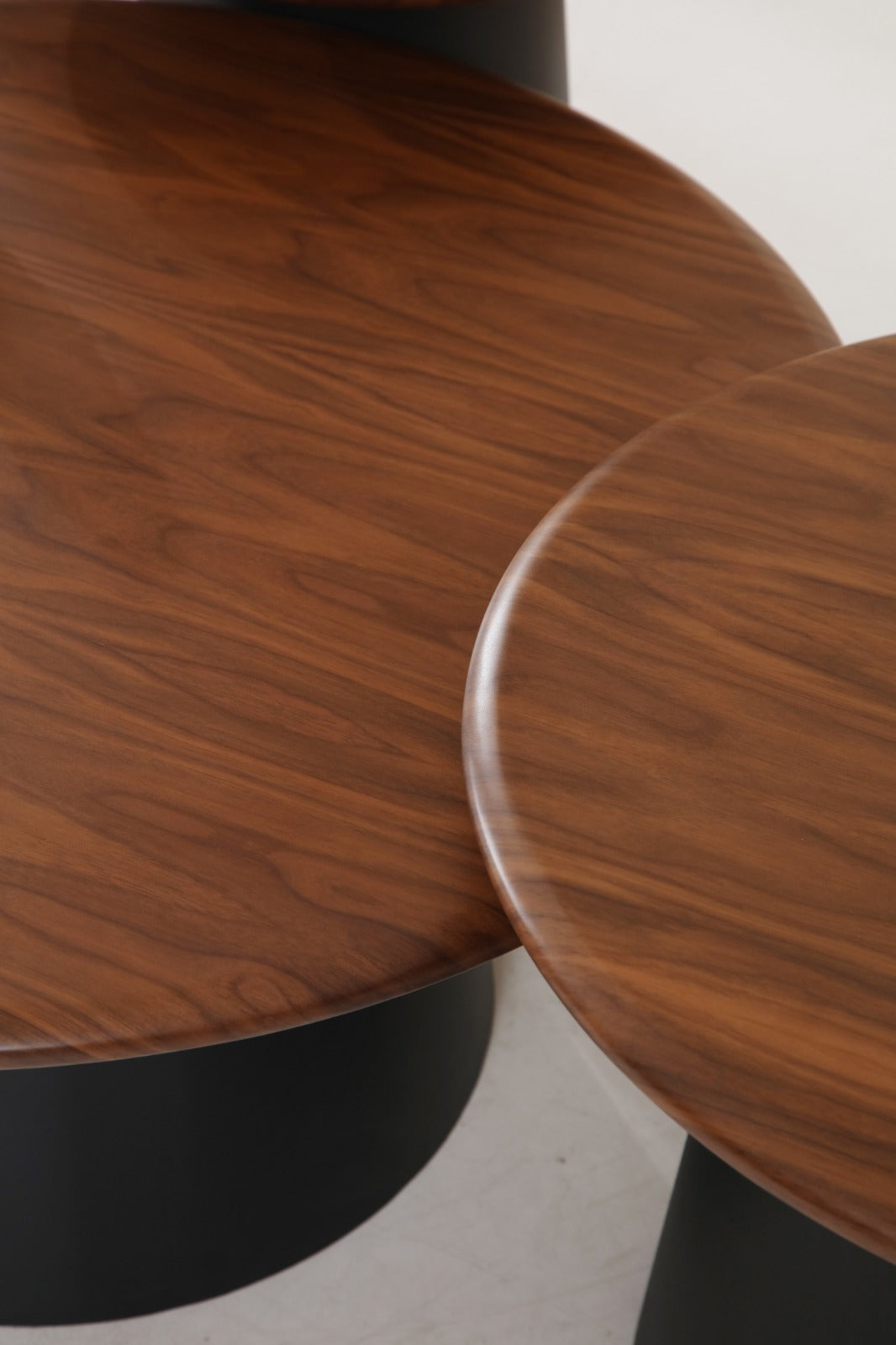 Tola Center Table by TabaHome