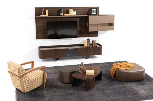 Toronto Living Room Tv Unit by TetriHome