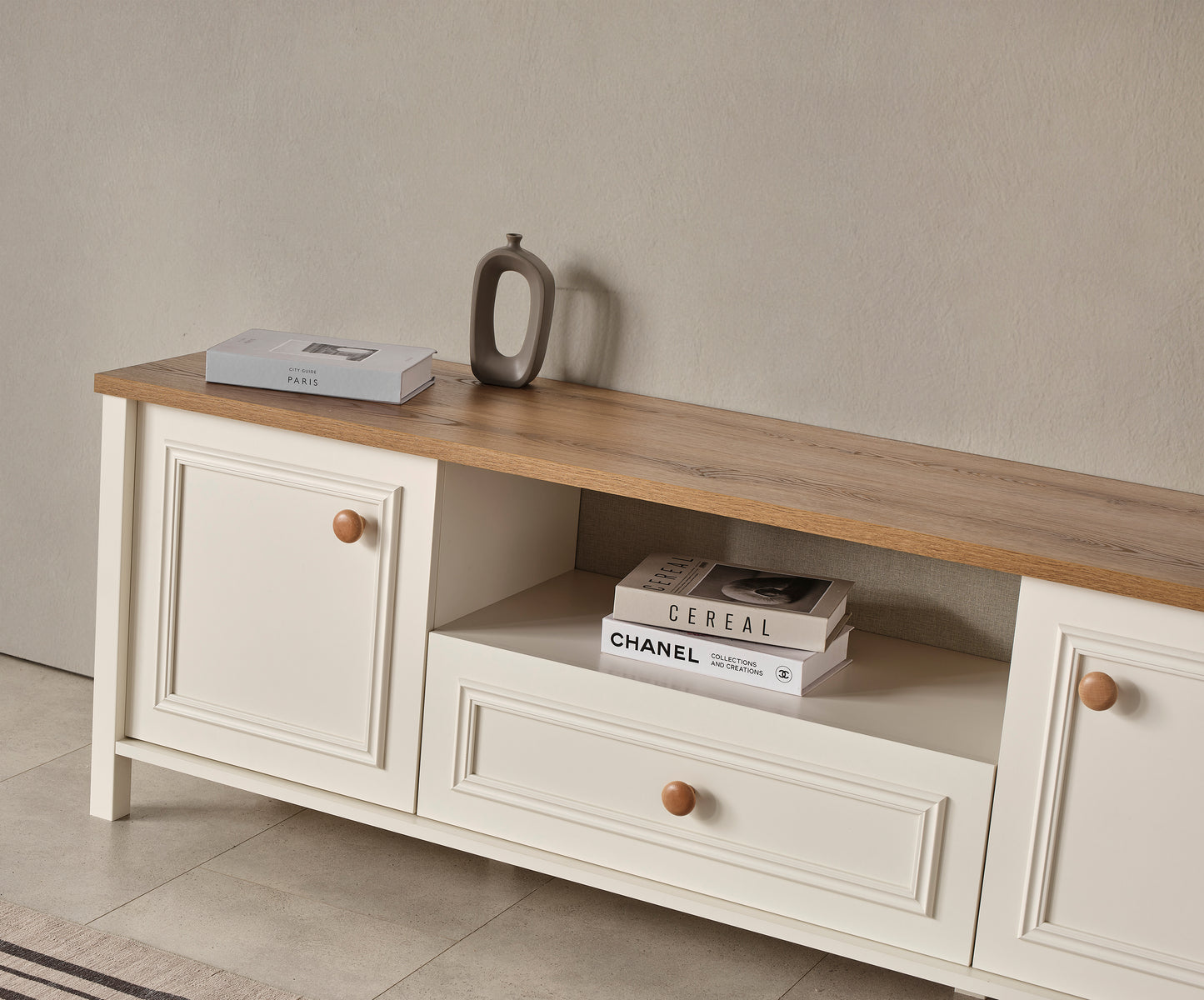 Katre Entertainment unit by Lorenzi