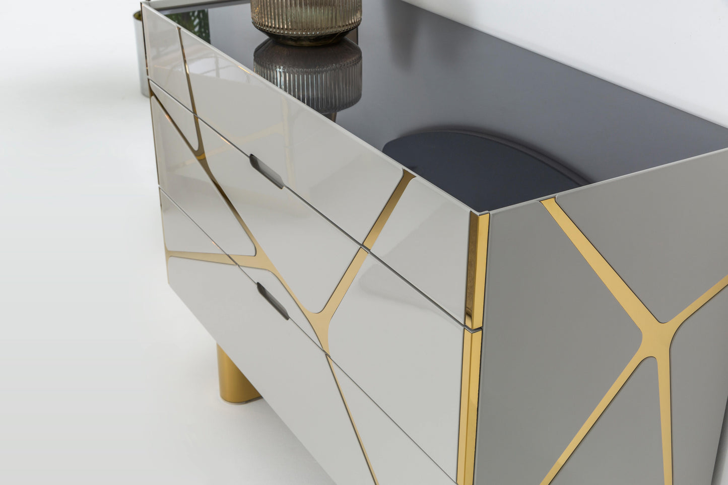 Sirius Bedroom by Need Design