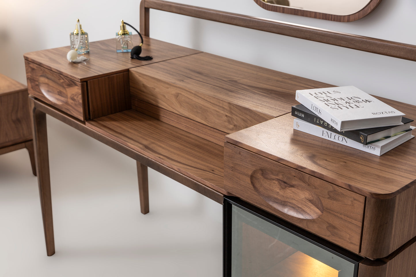 Aston Dresser Set by Boztas