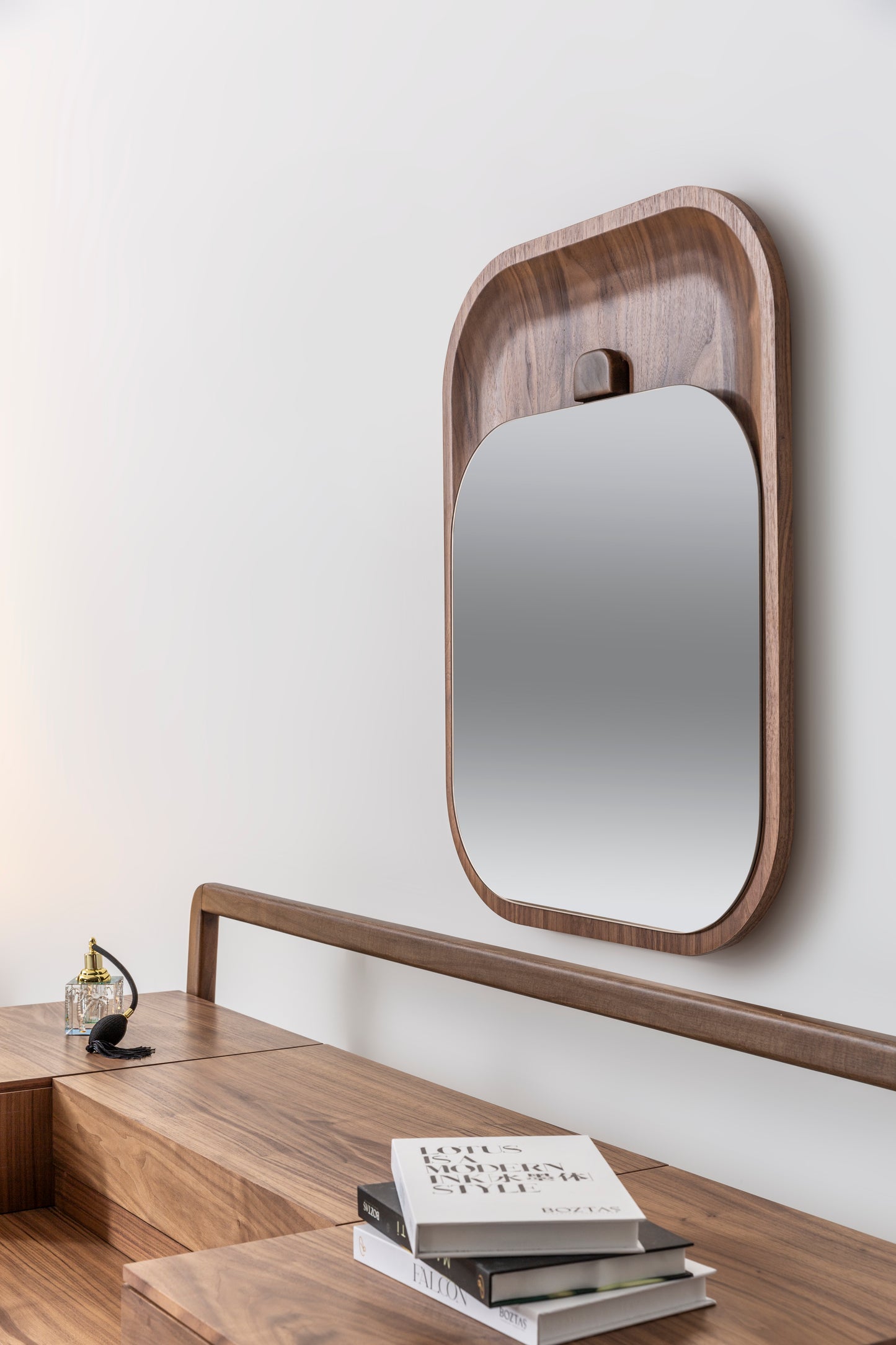 Aston Dresser Set by Boztas