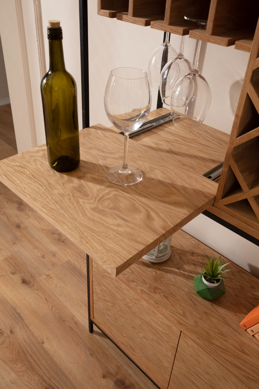 Jack Display Rack by TabaHome