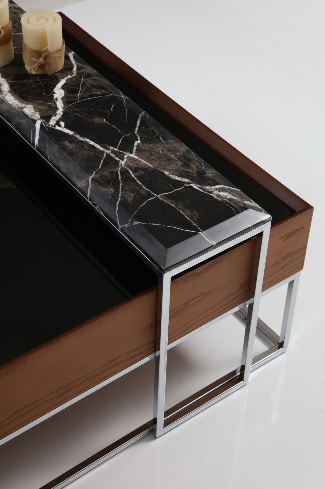 Crown Center Table by TabaHome