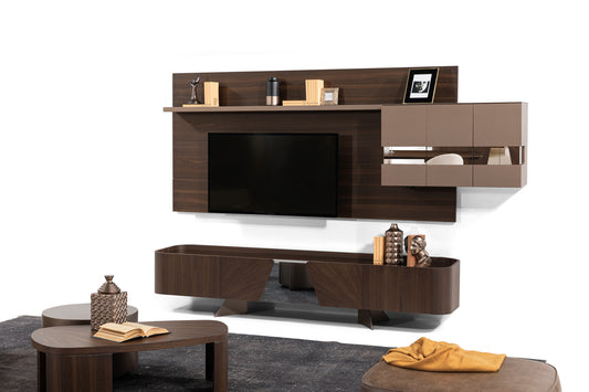 Toronto Living Room Tv Unit by TetriHome