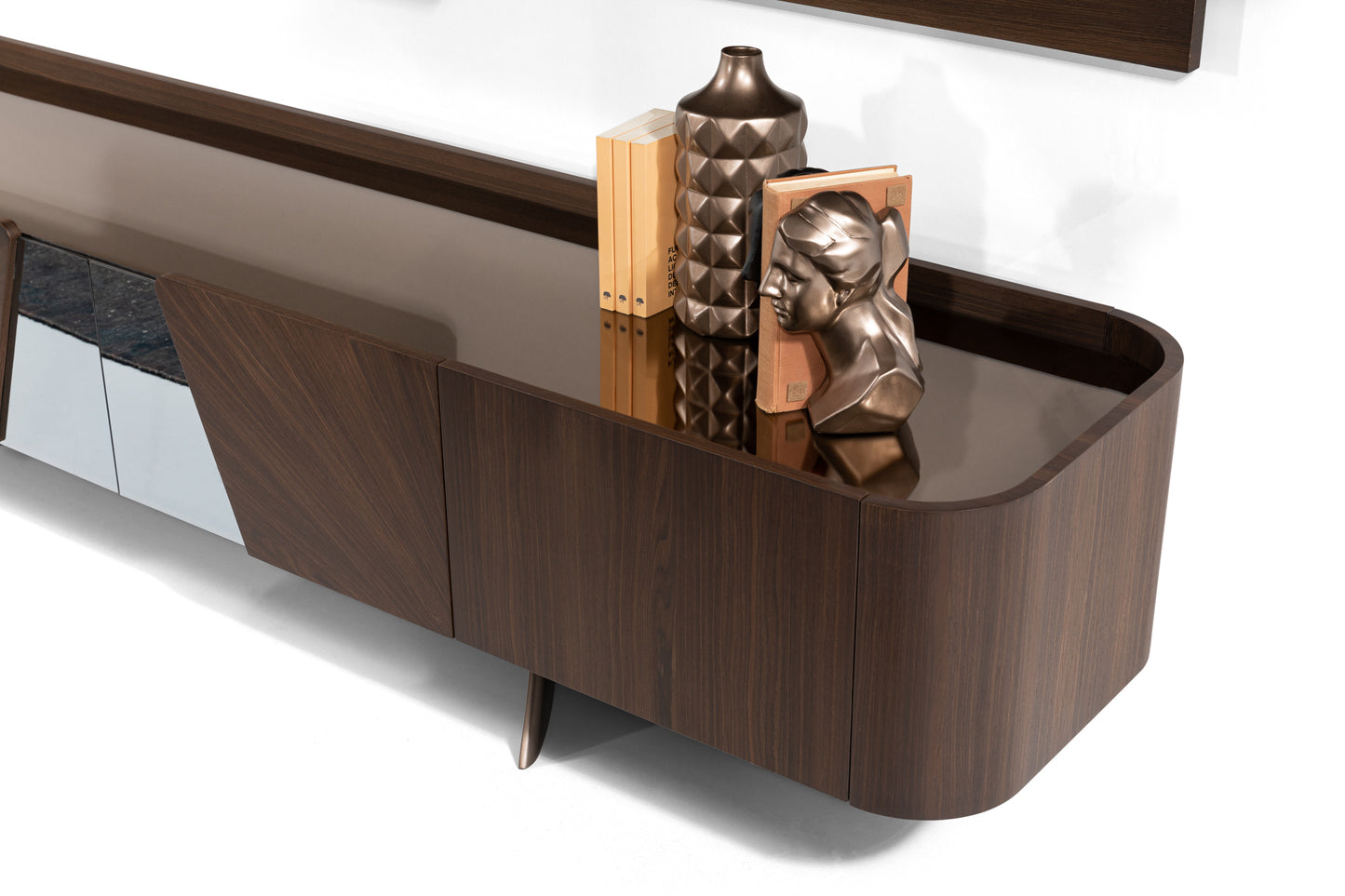 Toronto Living Room Tv Unit by TetriHome