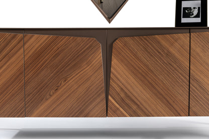 Nuez Dining Room by TetriHome