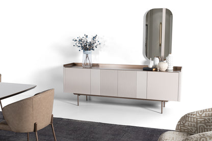 Golden Dining Room by TetriHome