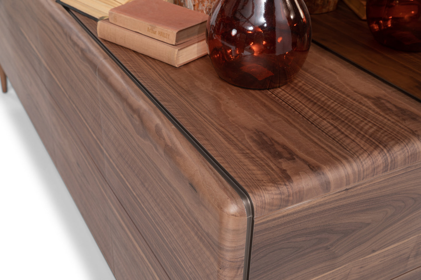 Milan Dining Room by TetriHome