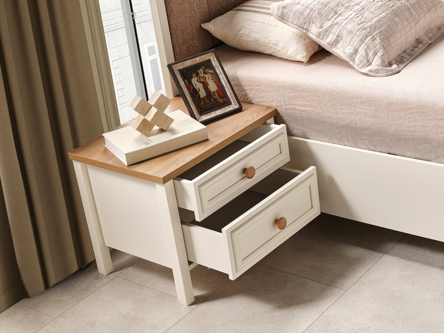 Katre Bed by Lorenzi