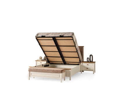 Katre Bed by Lorenzi