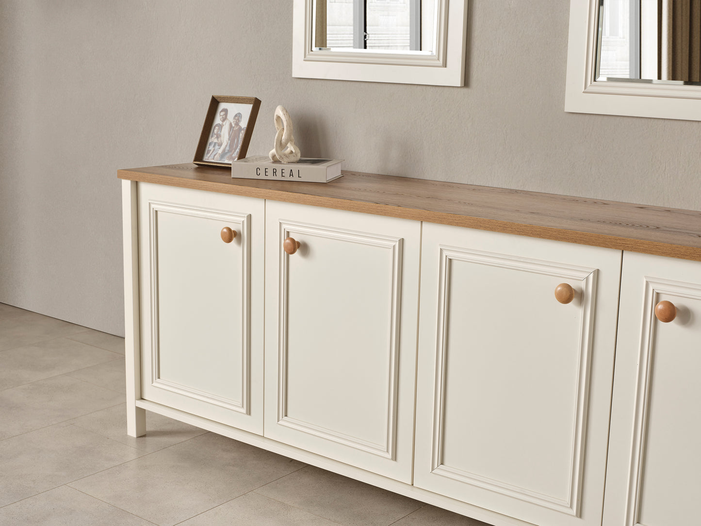 Katre Console by Lorenzi