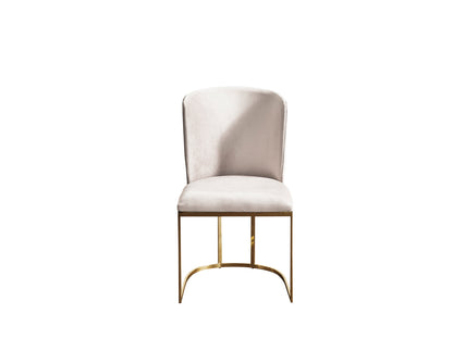 Aura Dining Room by KukaHome
